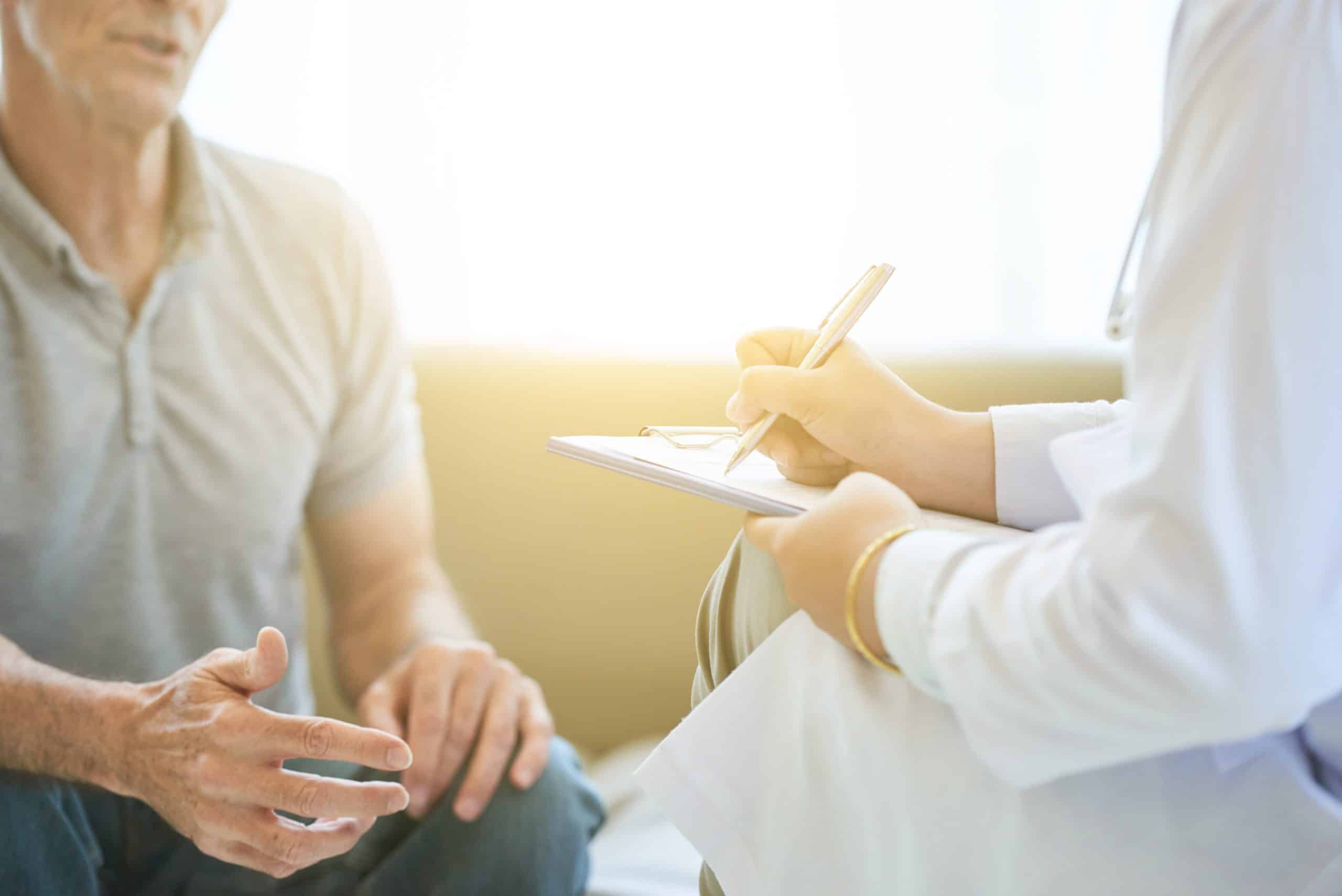 INTERVENTIONAL SPINE man speaks to doctor